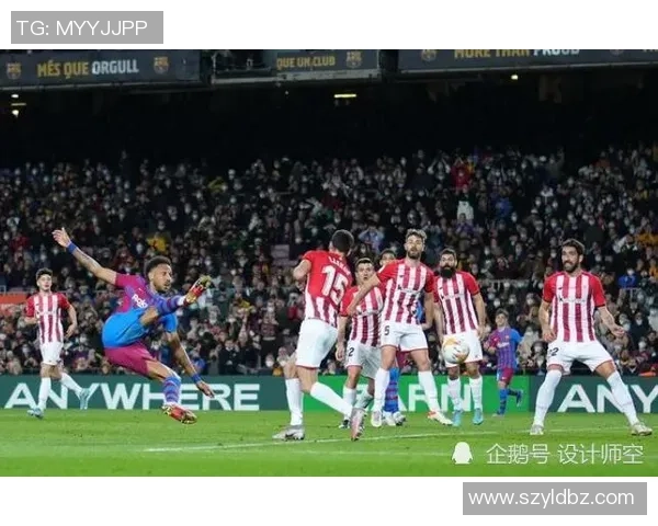 友谊赛精彩对决那不勒斯险胜阿森纳帽子戏法引发争议判罚 友谊赛精彩对决那不勒斯险胜阿森纳帽子戏法引发争议判罚