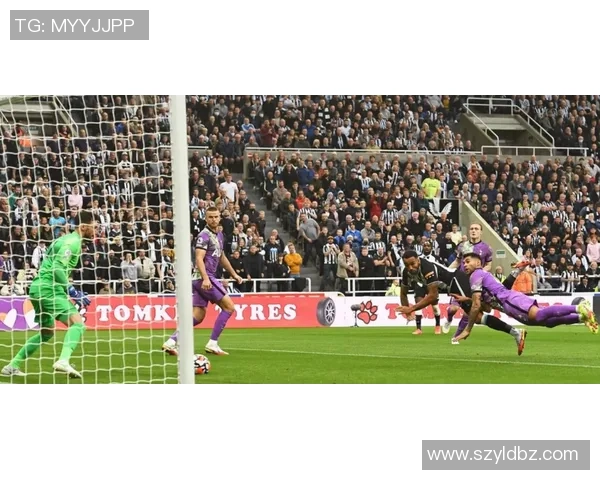 国王杯惊现冷门拜仁热刺激战成平局逆转瞬间引爆全场