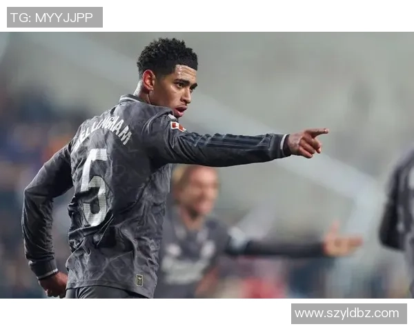 欧冠经典对决皇马逆转曼联全场沸腾精彩瞬间解析