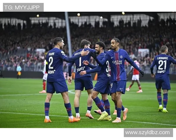 德甲精彩对决巴黎圣日耳曼4-0横扫那不勒斯赛后点评引发热议